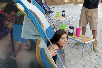 Brazzers Exxtra / Brazzers - Jojo Kiss, Karlee Grey, Jessy Jones In Tents Fucking: Part 2 / 3.10.2017