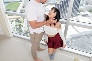 Don&#39;t Break Me / Mofos - Rina&#160;ellis First Time Trying Big Dick / 22.8.2017