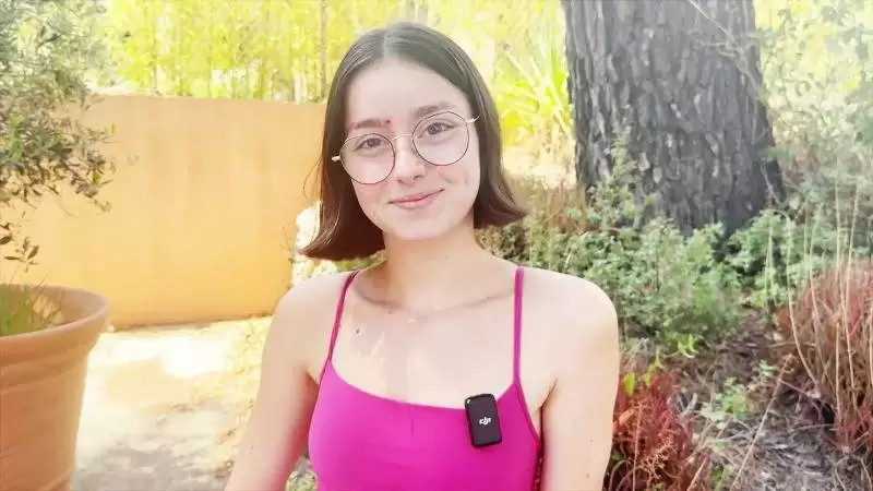 New  JacquieEtMichelTV  Penelope 19 Years Old Cosmetics Sales Woman In Paris (11-08-2025) Hardcore  Teen  Reality  French  ILUVY  lulustream.com  bigwarp.io