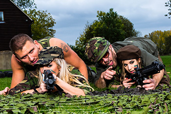 Pornstars Like It Big / Brazzers - Lexi Lowe, Stella Cox, Freddy Flavas, Marc Rosetough Fuckin&#39; Bitches / 17.11.2015